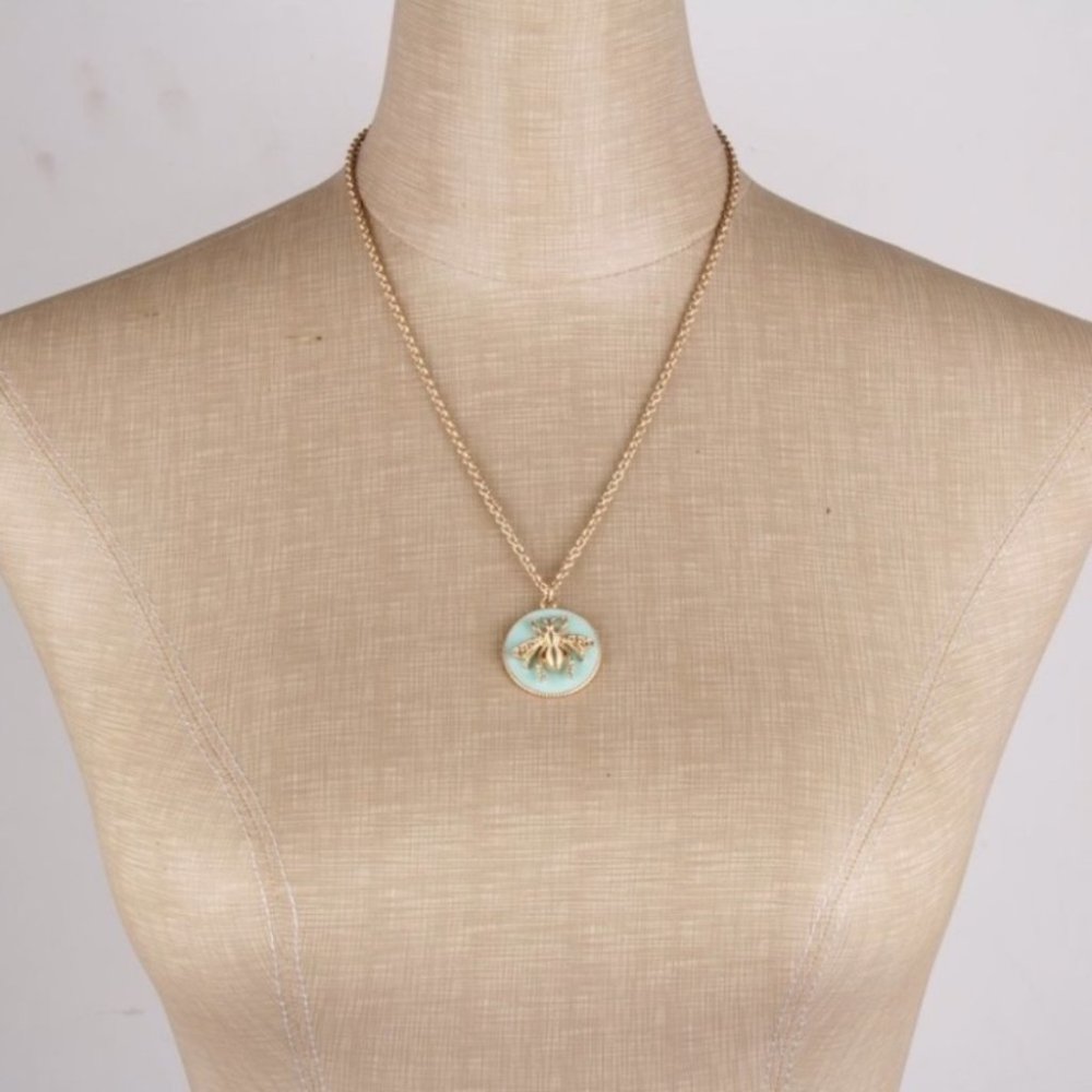 NEW Brand Bee Round Drop Glaze Green Necklace - Picture 3 of 4